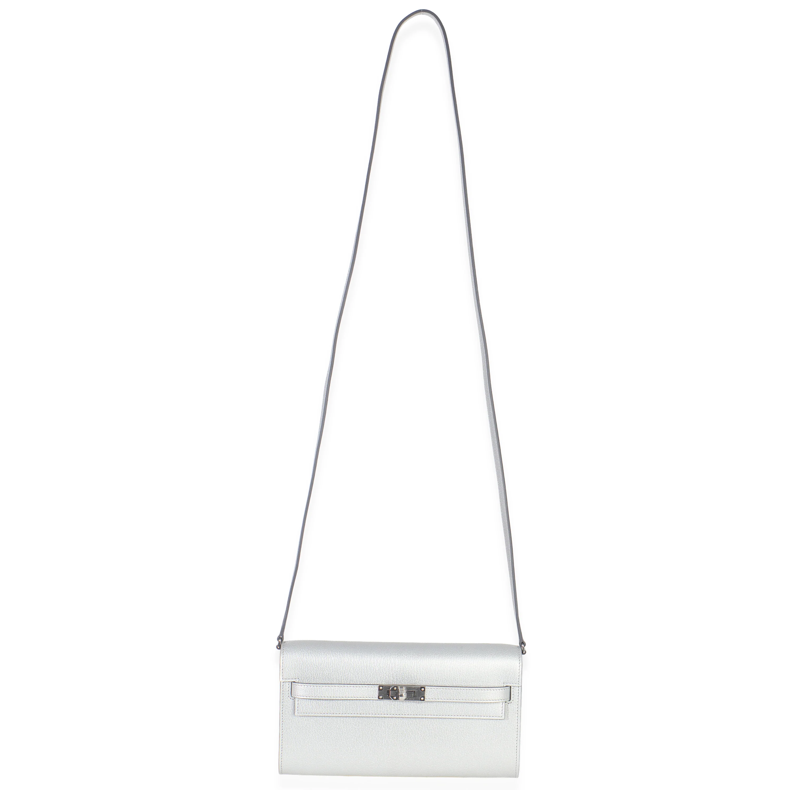 Argent Metallic Chevre Chamkilight Kelly Wallet To Go PHW - Image 8