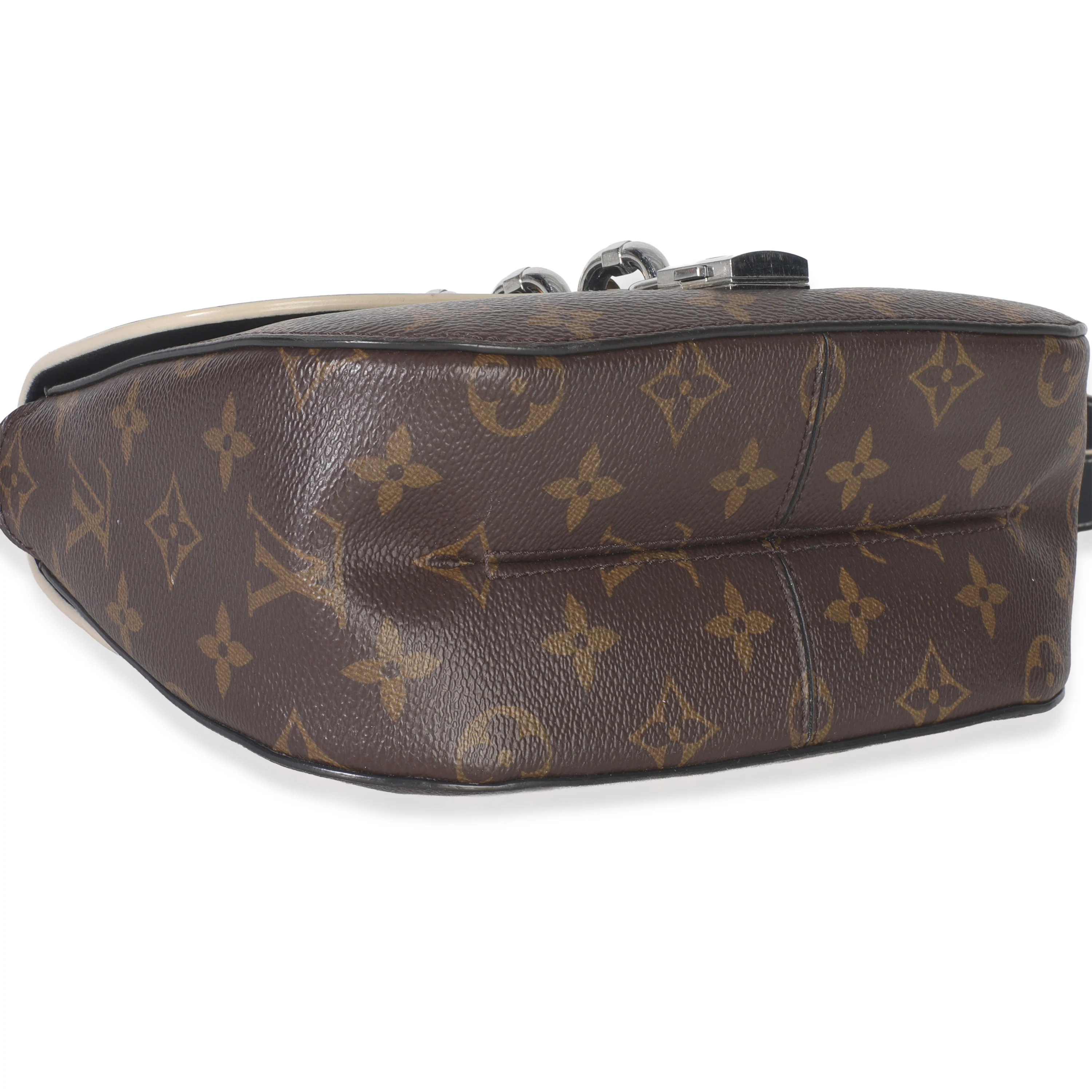 Black Monogram Canvas Chain It PM - Image 6