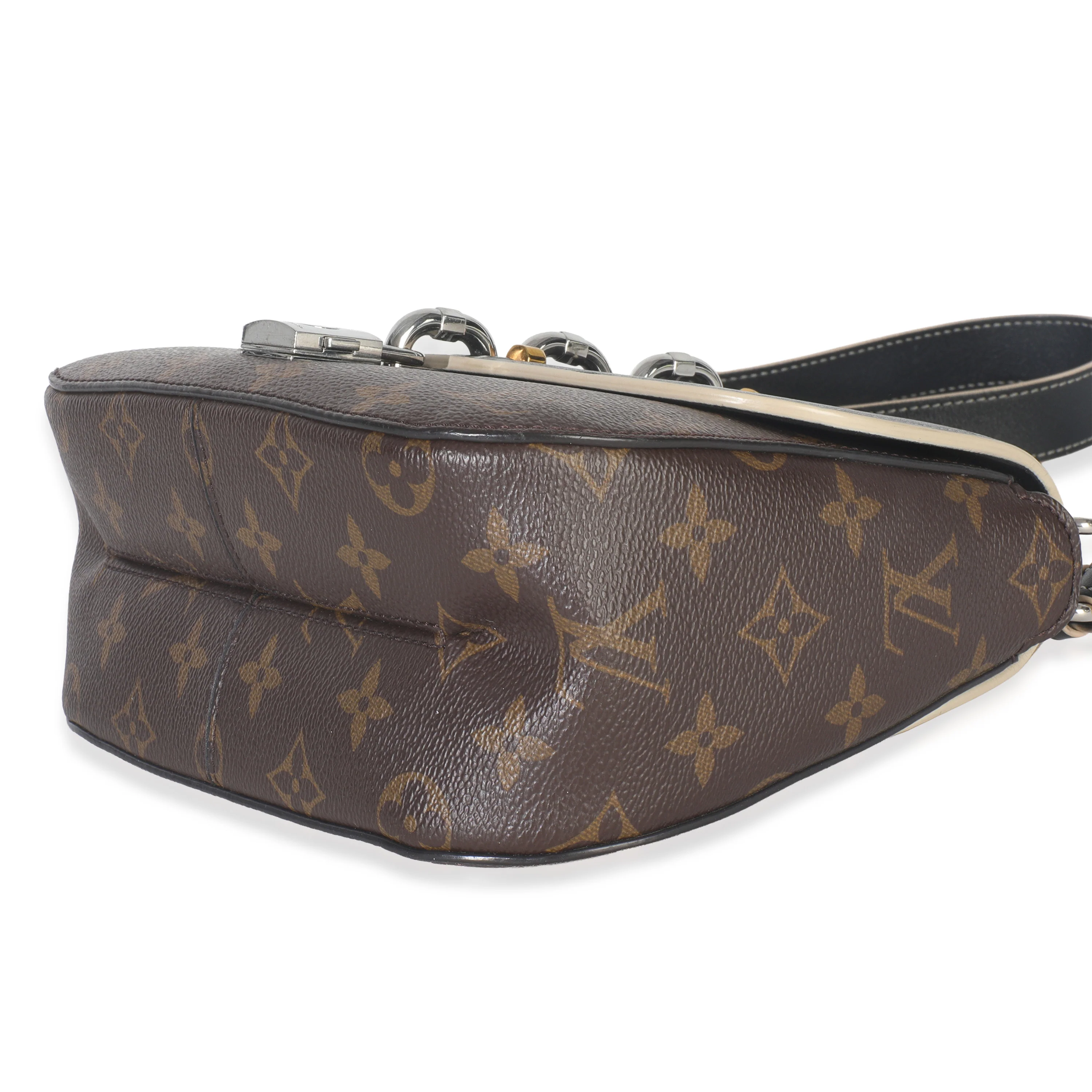 Black Monogram Canvas Chain It PM - Image 7